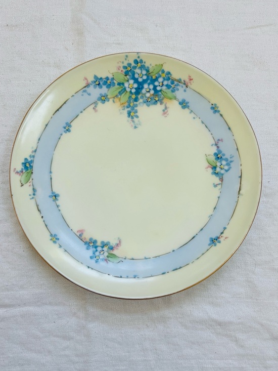J & C Bavaria Other - J & C Bavaria Plate Hecklin Studio Mpls. Blue Flowers Gold Rim 6 1/2" Vintage